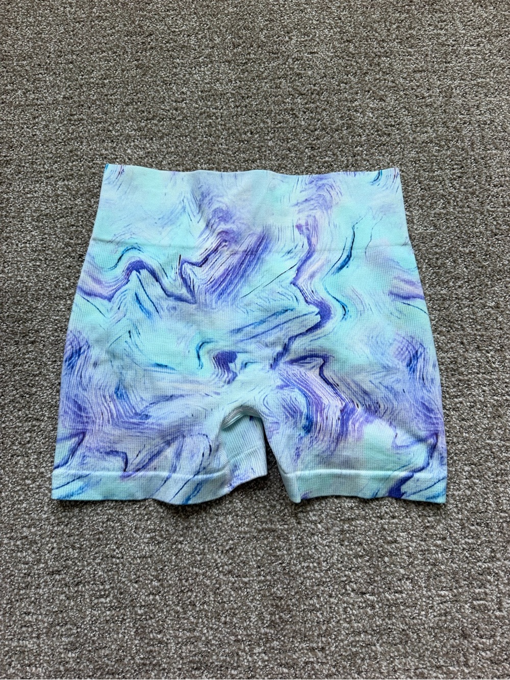 Marble-Print Active Shorts in Aqua & Purple